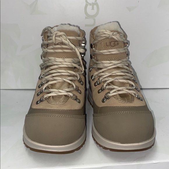 UGG BRECKEN LACE - Picture 2 of 6